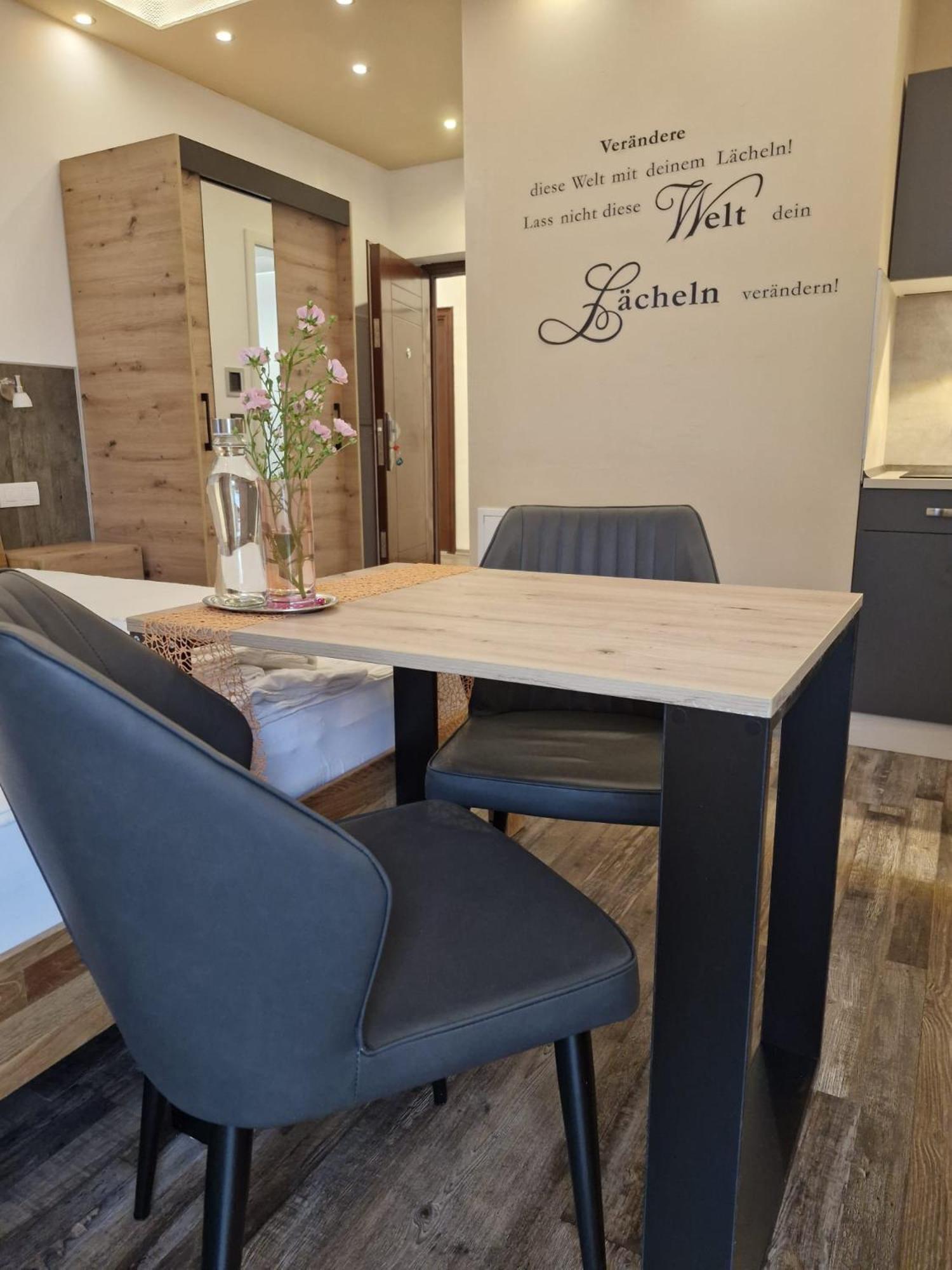 Apartmenthaus ヴェルトハイム エクステリア 写真